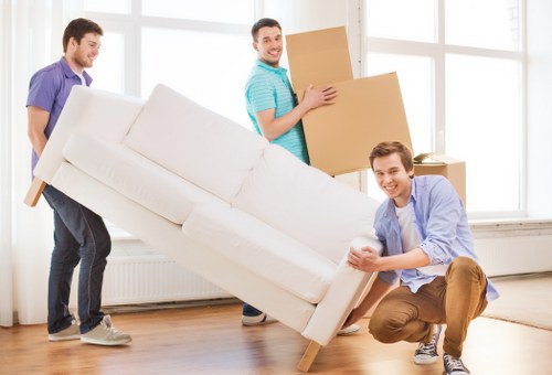 Flexible temporary storage in Kingsbury for personal and business use