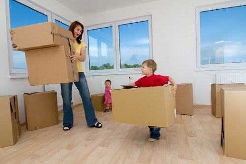 Organised moving and storage preparation for Kingsbury residents