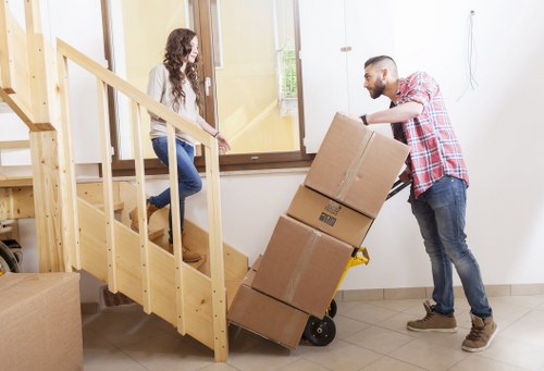 Careful loading of a van for a short-distance Kingsbury move